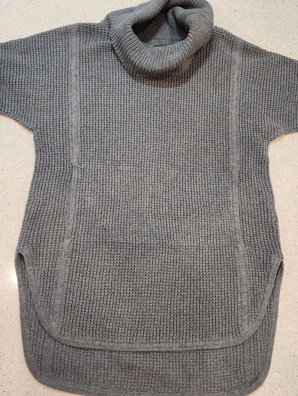 Women’s Grey Ugg Gray Turtleneck Knit Sweater Cowl Knit Medium